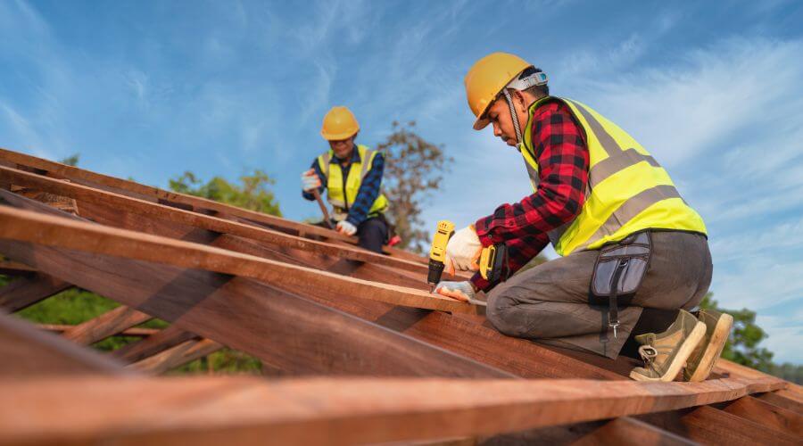 Professional Flat Roofing Installation services in Auburndale, FL